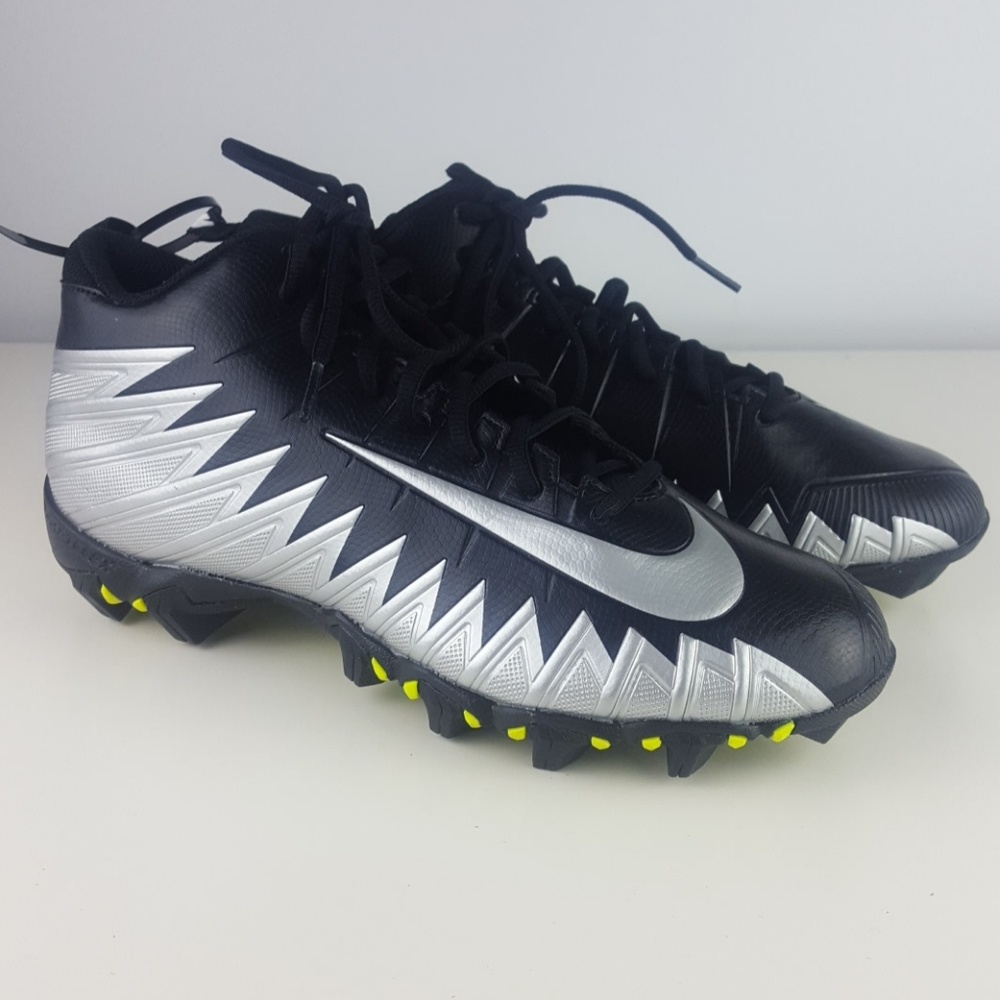 New nike alpha menace football cleats mens sz 9.5
